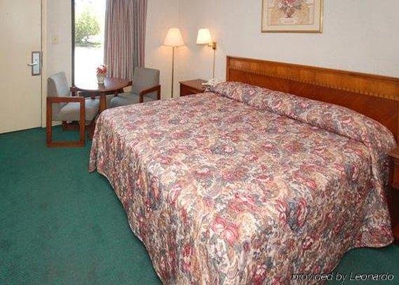 Quality Inn Thomson Ngoại thất bức ảnh